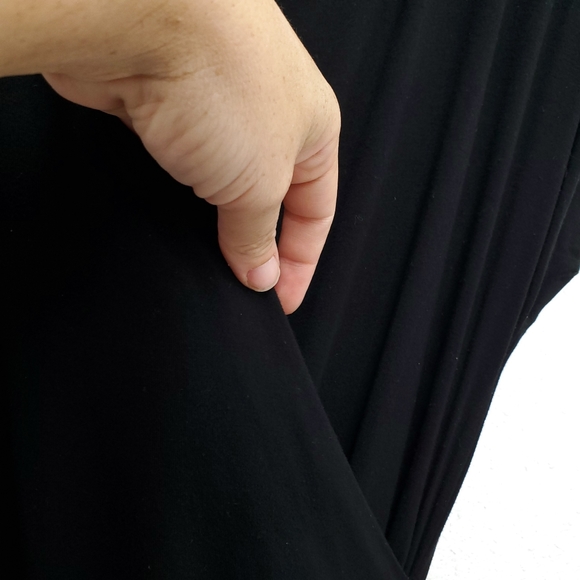 SERAPHINE Maternity Short Sleeve Stretchy Jumpsuit - Picture 5 of 13